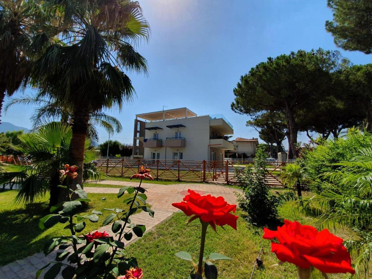 Assteas Rooms Paestum Exterior photo