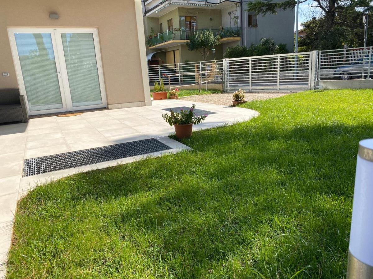 Assteas Rooms Paestum Exterior photo