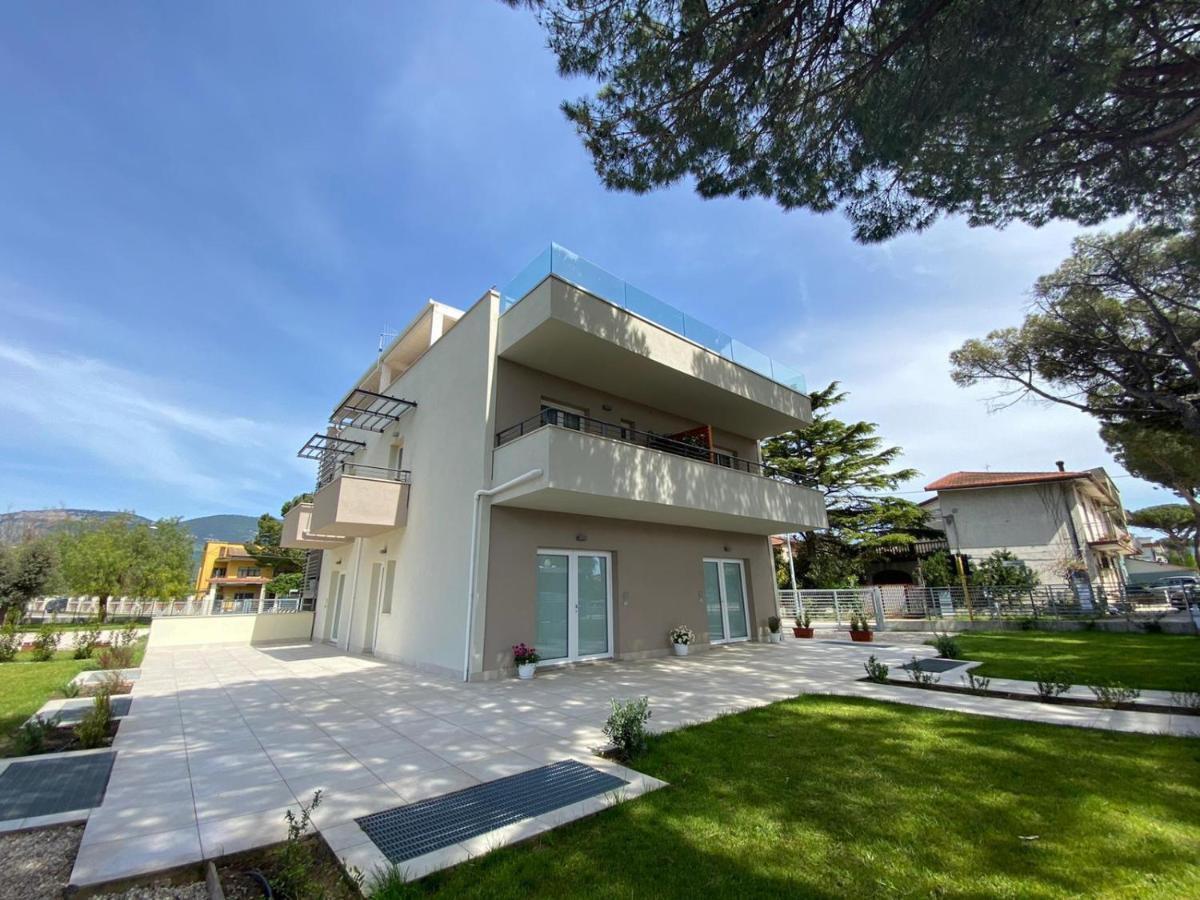 Assteas Rooms Paestum Exterior photo